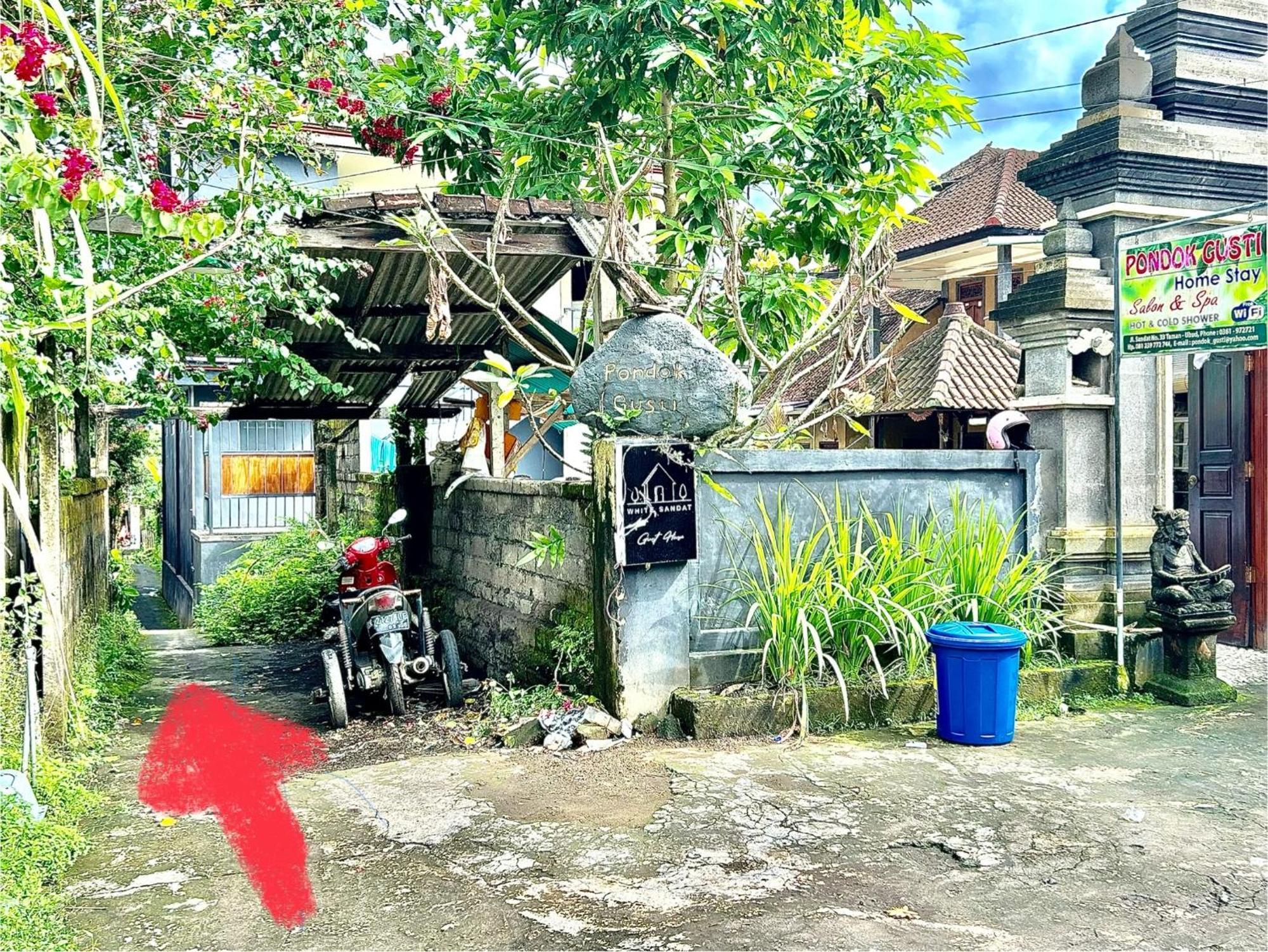 White Sandat Guest house